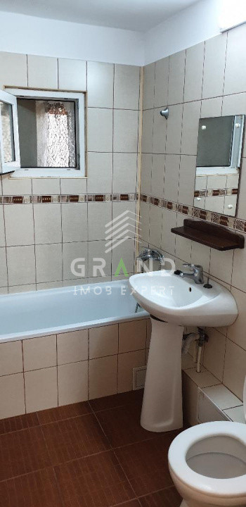 Ap 2 camere DECOMANDAT, BALCON, zona Gheorgheni