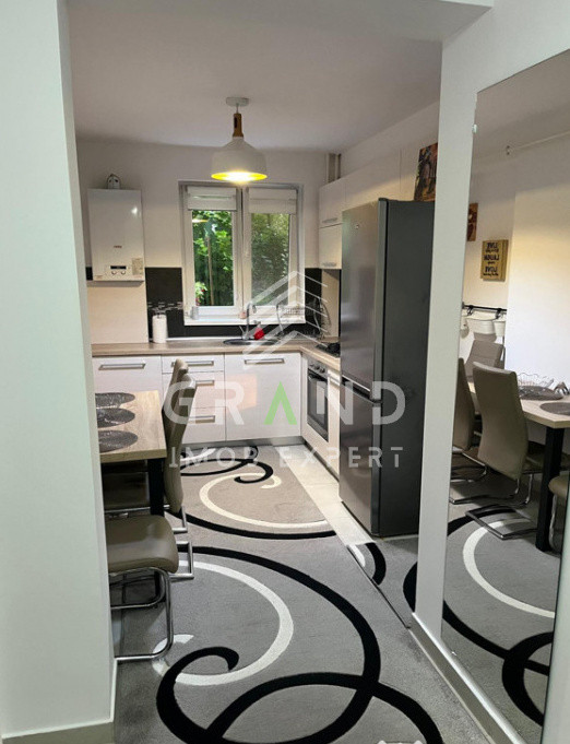 Ap 3 camere DECOMANDAT, 2 PARCARI, GARAJ, zona Gheorgheni