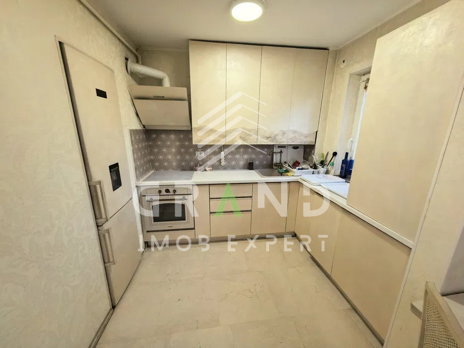 Ap 3 camere, 2 BALCOANE INCHISE, PARCARE, zona Manastur