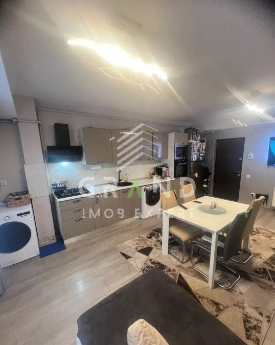 Oportunitate! Ap. de vanzare 2 camere, 52 mp + 8 mp balcon, la cheie – Florești