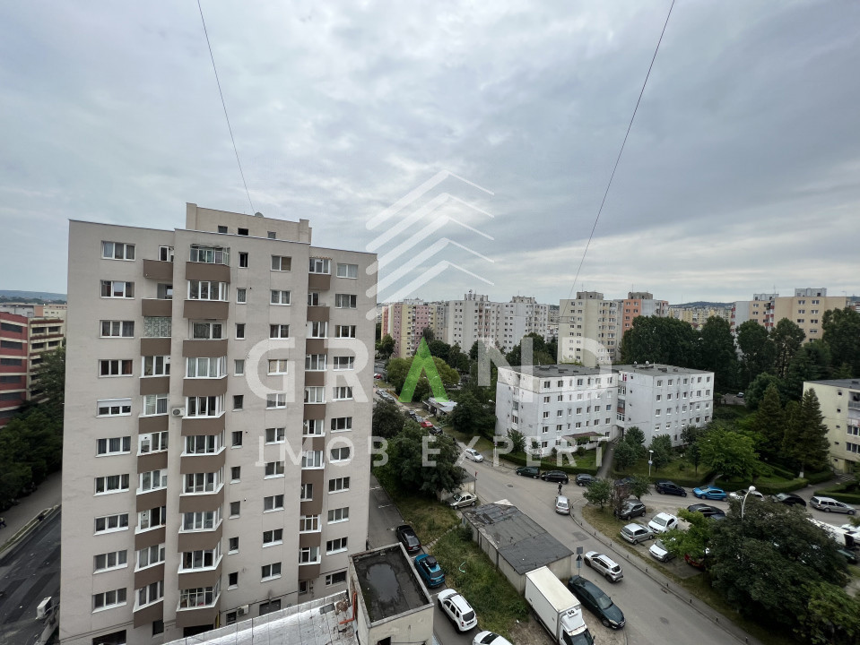 Oportunitate!Ap 2 camere, BALCON, Zona Manastur/BIG/Bucegi