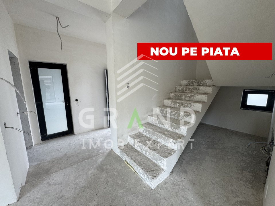 OPORTUNITATE!Casa individuala,4 camere,3 BAI,TERASA,GARAJ,zona Dezmir