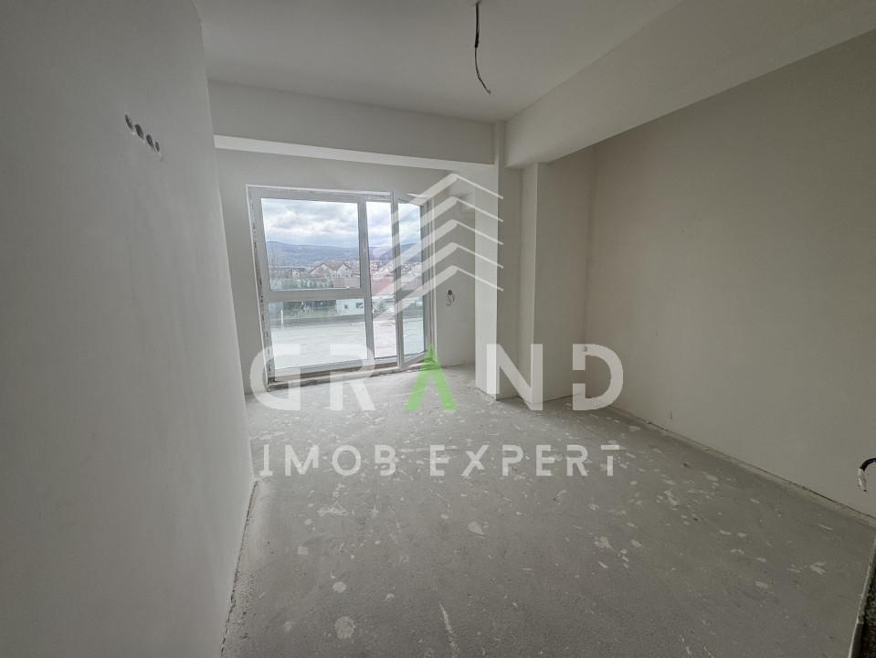 Apartament exclusivist 3 camere-terasa uriasa si panorama de vis!