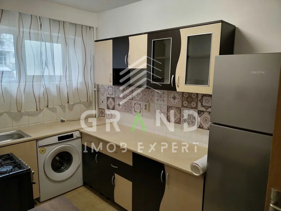 Ap 2 camere DECOMANDAT/ CT / zona Manastur
