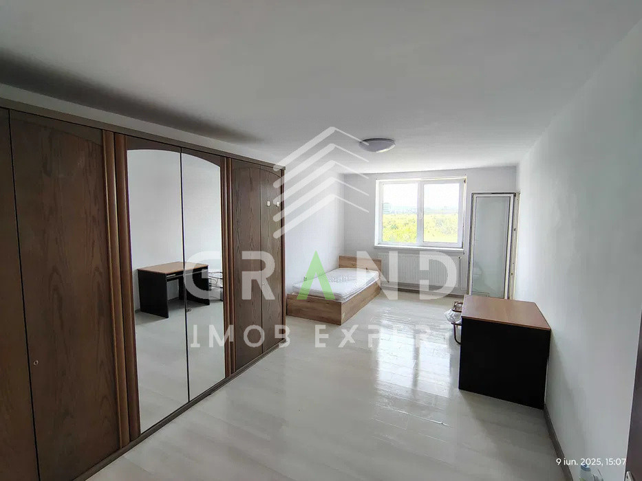 Ap 3 camere, 2 BALCOANE INCHISE, PARCARE, zona Bulevardul Muncii/Emerson