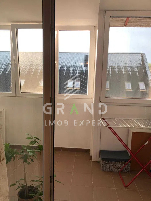 Ap 2 camere, BALCON, PARCARE, zona Iris