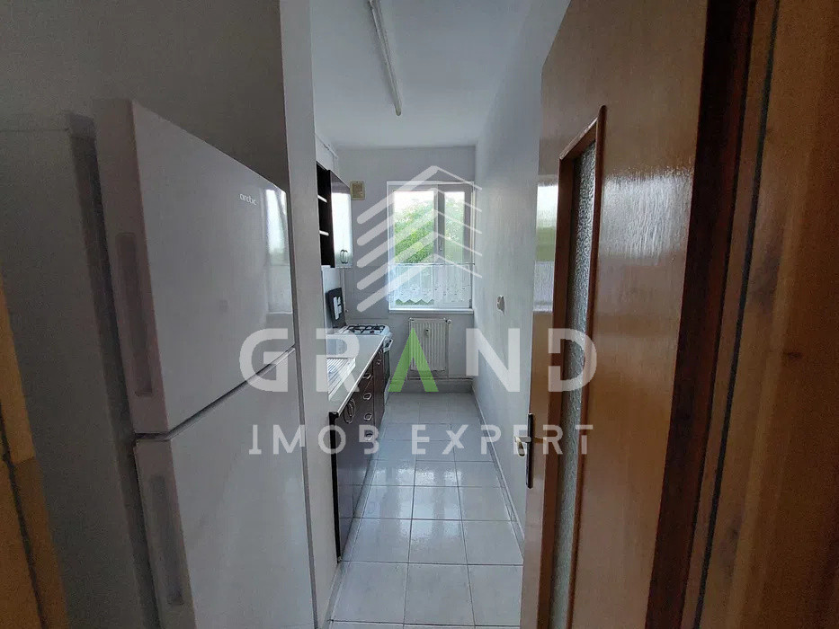 Ap 1 camera, BALCON, PARCARE, zona Gruia