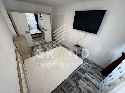 OPORTUNITATE!Ap 2 camere | BALCON | ZONA VIVO