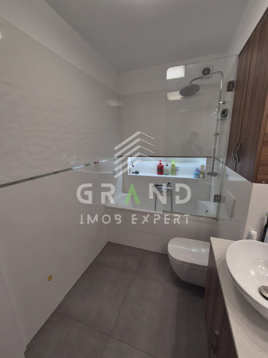 Apartament de LUX cu 3 camere/ TERASA PANORAMICA/ PARCARE SUBTERANA/ ZORILOR