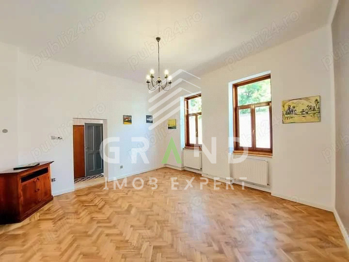 SPATIU DE BIROURI/ 1 CAMERA/ PARCARE / zona Centru/Dorobantilor