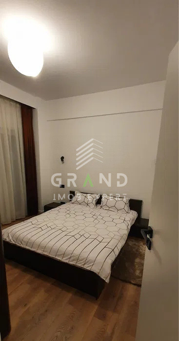 Ap 2 camere, BALCON, GARAJ SUBTERAN, zona Centru