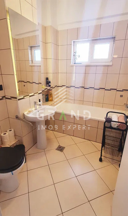 Ap 2 camere, BALCON, GARAJ SUBTERAN, zona Centru