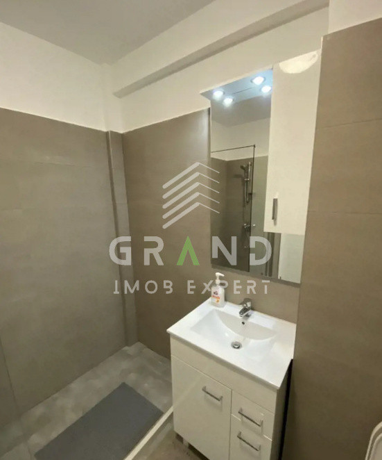 Ap 2 camere MODERNE, PARCARE, zona Manastur
