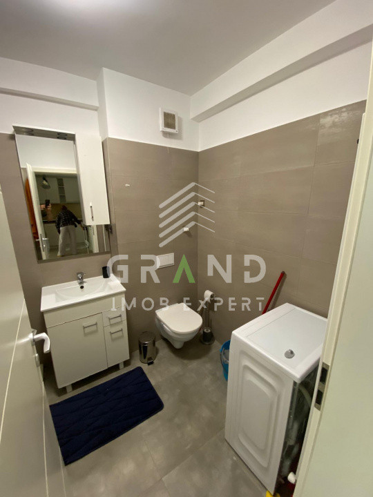 Ap 2 camere MODERNE, PARCARE, zona Manastur