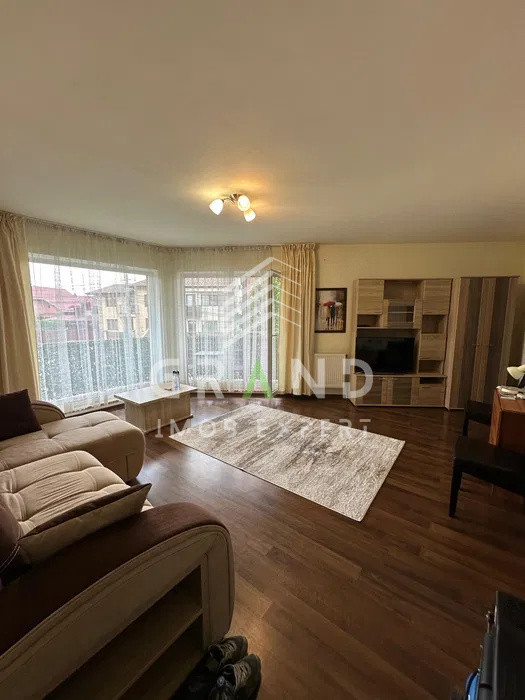 Ap 2 camere, 2 BALCOANE, PARCARE, zona Europa