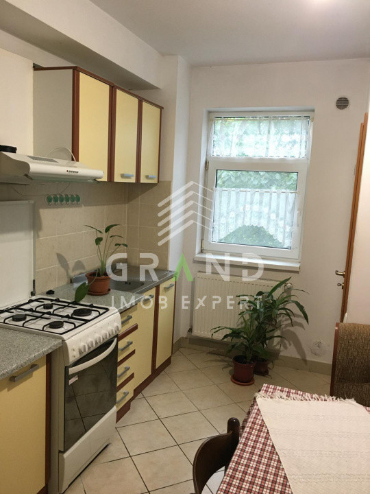 Ap 2 camere | DECOMANDAT, | BALCON |  CALEA TURZII/BENZINARIA MOL