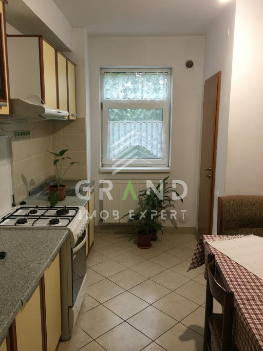 Ap 2 camere | DECOMANDAT, | BALCON |  CALEA TURZII/BENZINARIA MOL