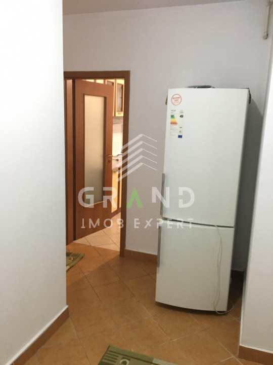Ap 2 camere | DECOMANDAT, | BALCON |  CALEA TURZII/BENZINARIA MOL