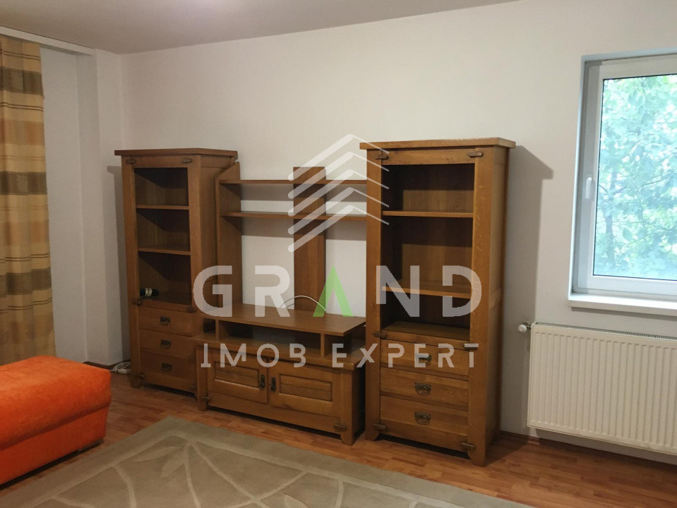 Ap 2 camere | DECOMANDAT, | BALCON |  CALEA TURZII/BENZINARIA MOL