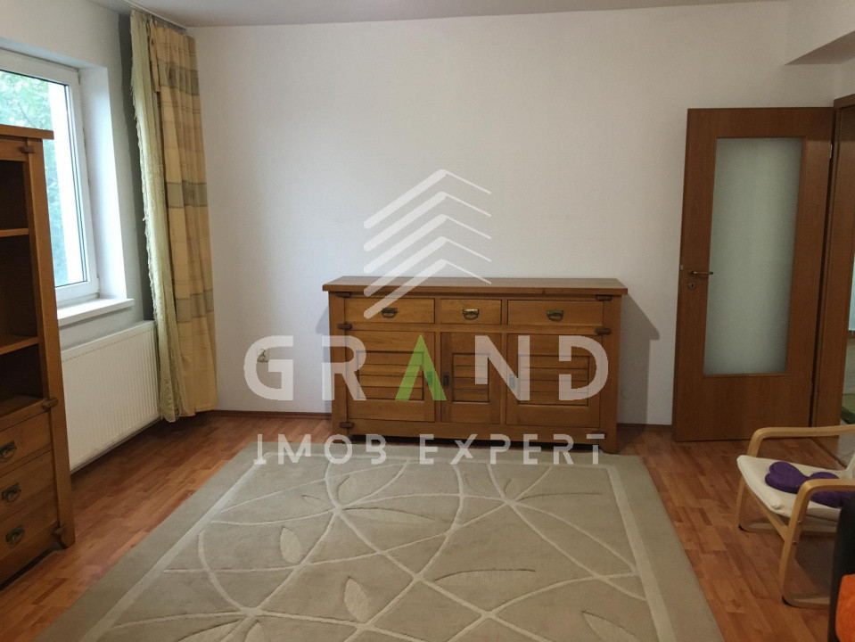 Ap 2 camere | DECOMANDAT, | BALCON |  CALEA TURZII/BENZINARIA MOL