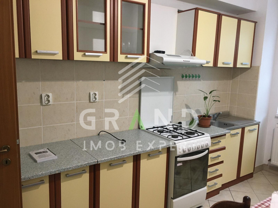 Ap 2 camere | DECOMANDAT, | BALCON |  CALEA TURZII/BENZINARIA MOL