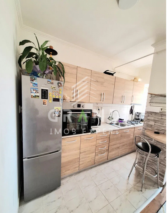 Apartament 2 camere, mobilat complet – Ansamblu rezidențial Iris, Str. Oașului
