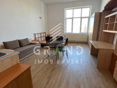 GARSONIERA ECONOMA, TERASA COMUNA, ZONA CENTRU/UMF