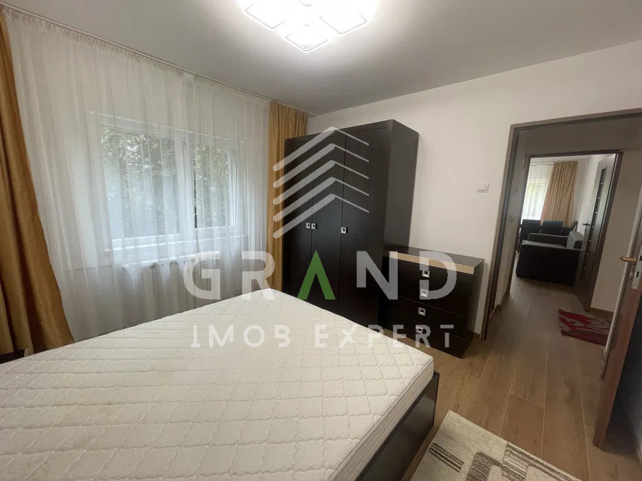 Ap 2 CAMERE, BALCON, PARCARE, zona Manastur