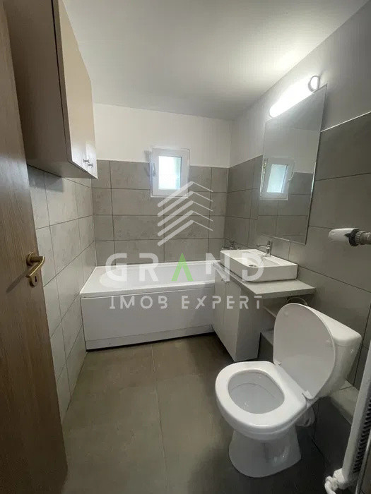 Ap 2 CAMERE, BALCON, PARCARE, zona Manastur