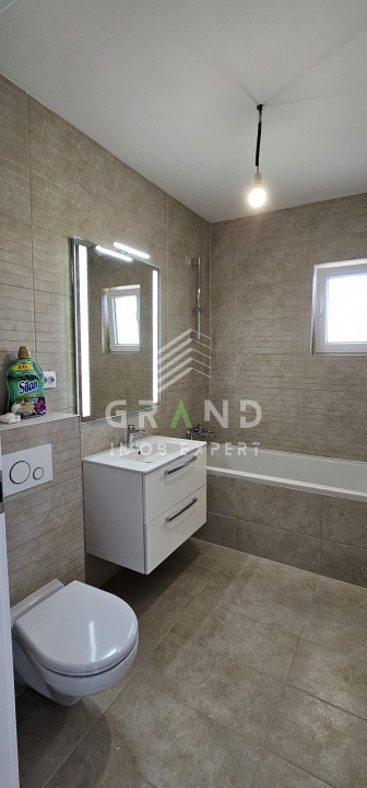 Apartament de vanzare 2 camere + balcon 19 mp-panoramă S – PARCARE SI CF INCLUS