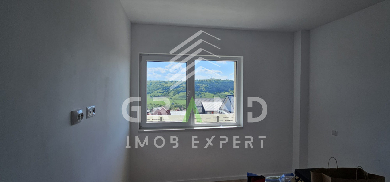 Apartament de vanzare 2 camere + balcon 19 mp-panoramă S – PARCARE SI CF INCLUS