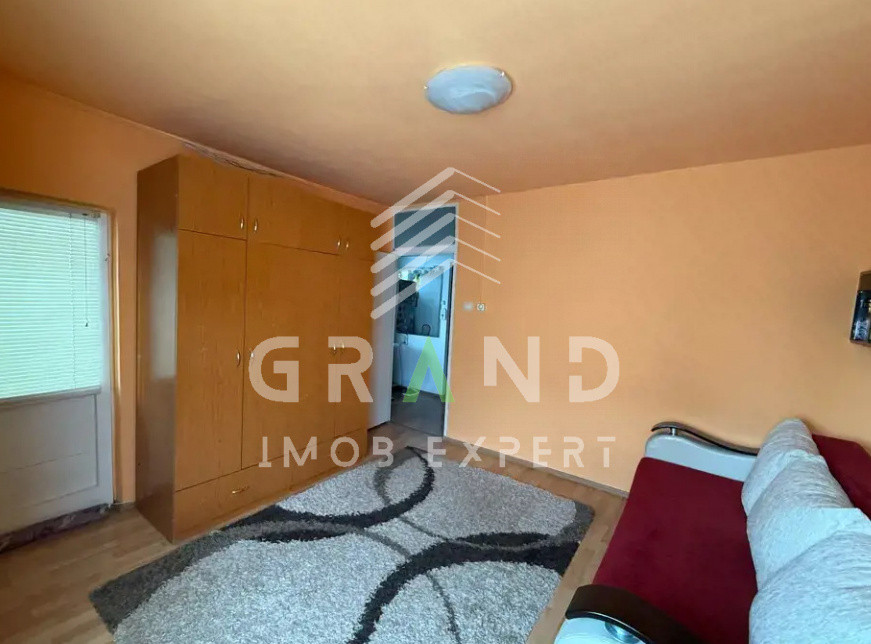 GARSONIERA ECONOMA, BALCON, PARCARE, zona Marasti