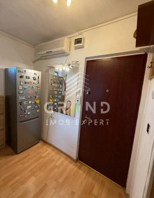 GARSONIERA ECONOMA, BALCON, PARCARE, zona Marasti