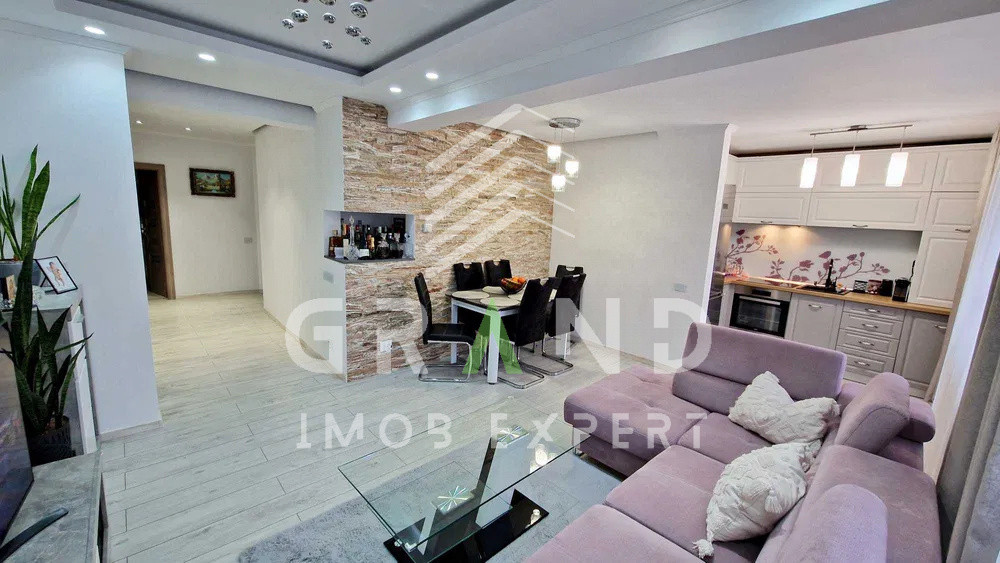 Apartament modern cu 3 Camere, 72 mp + Garaj și Parcare – Zona Sub Cetate