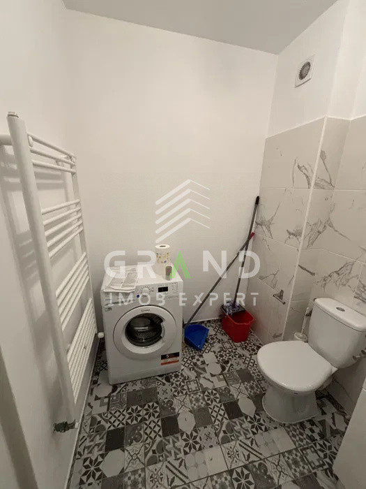 Ap 3 camere, BALCON, PARCARE, zona Floresti/Vivo
