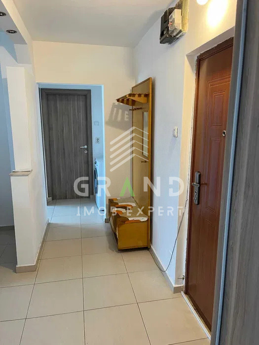 Ap 2 camere DECOMANDAT, BALCON, zona Manastur