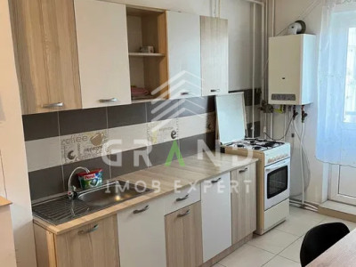 Ap 2 camere DECOMANDAT, BALCON, zona Manastur