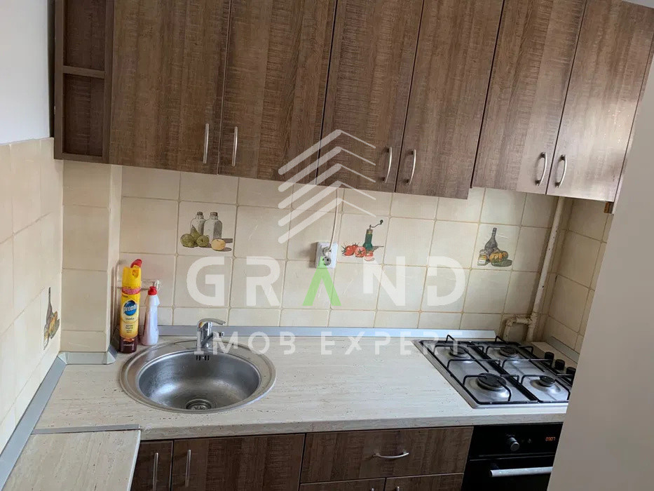 GARSONIERA, BALCON INCHIS, PARCARE, zona P-ta Mihai Viteazu