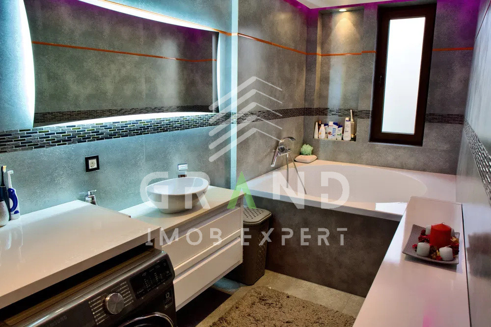 Penthouse exclusivist, finisaje de lux & panorama, confort