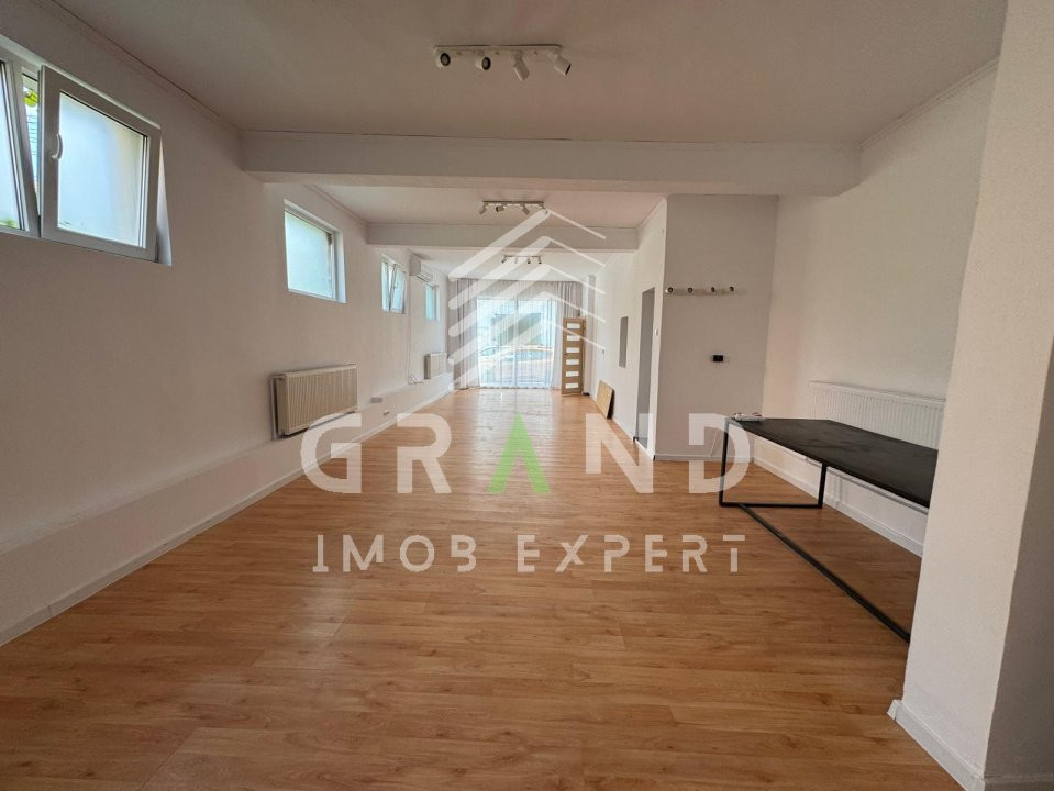 Închiriere casă–zonă centrală,Str. Caracal | 280 m² utili | Parcare asigurată