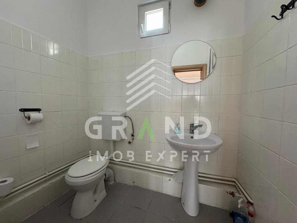 Închiriere casă–zonă centrală,Str. Caracal | 280 m² utili | Parcare asigurată