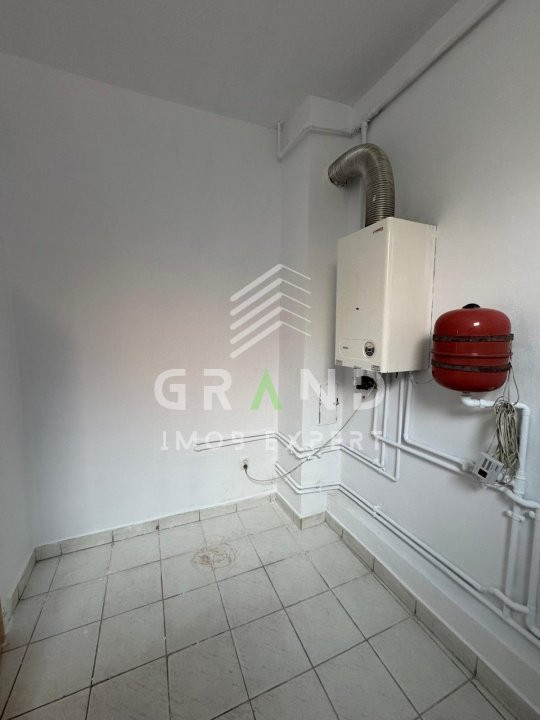 Închiriere casă–zonă centrală,Str. Caracal | 280 m² utili | Parcare asigurată