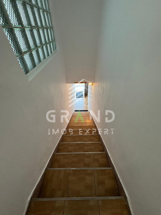 Închiriere casă–zonă centrală,Str. Caracal | 280 m² utili | Parcare asigurată