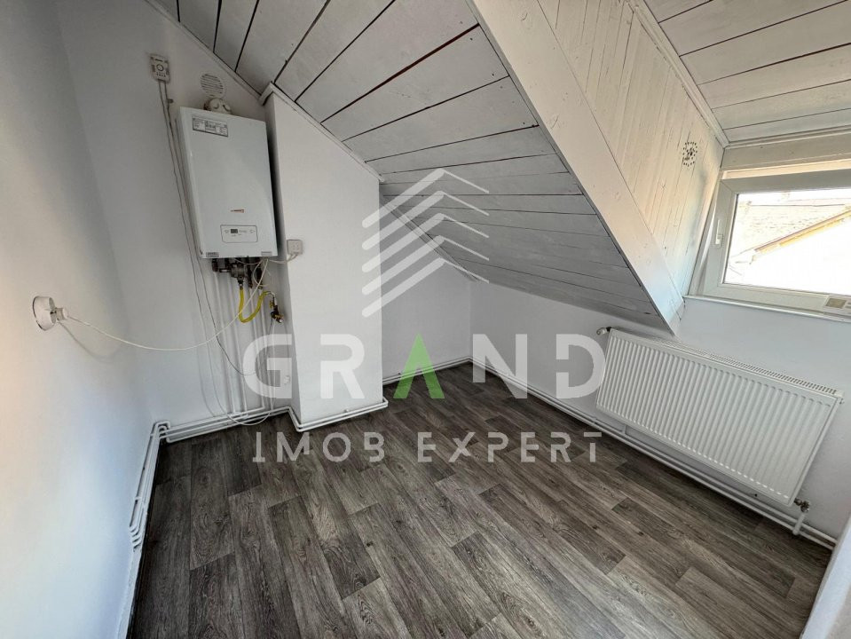 Închiriere casă–zonă centrală,Str. Caracal | 280 m² utili | Parcare asigurată
