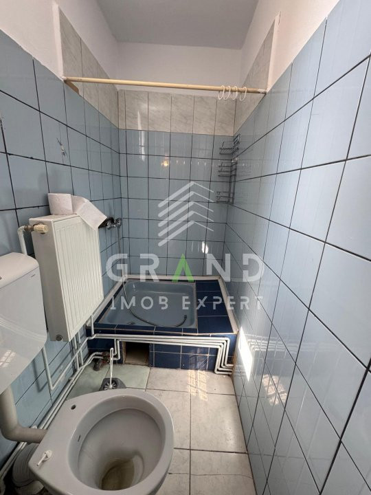 Închiriere casă–zonă centrală,Str. Caracal | 280 m² utili | Parcare asigurată