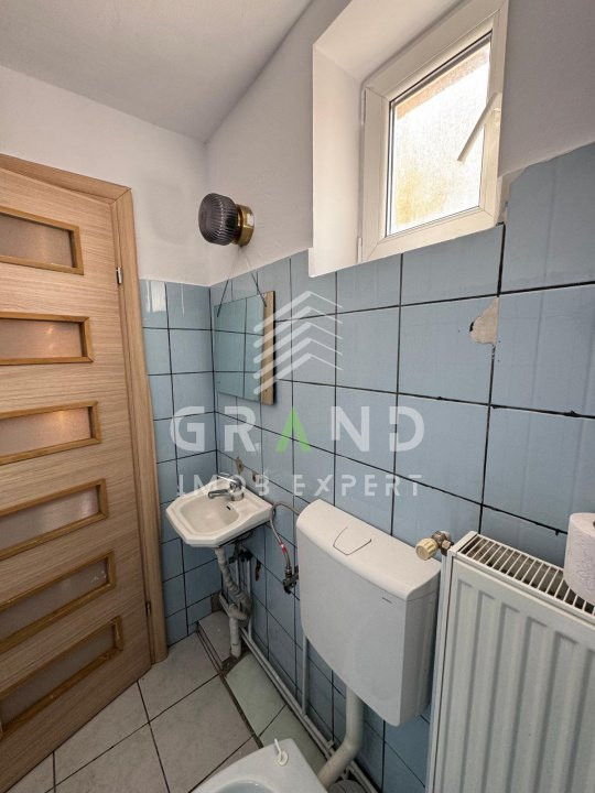 Închiriere casă–zonă centrală,Str. Caracal | 280 m² utili | Parcare asigurată