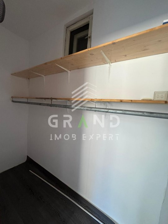 Închiriere casă–zonă centrală,Str. Caracal | 280 m² utili | Parcare asigurată