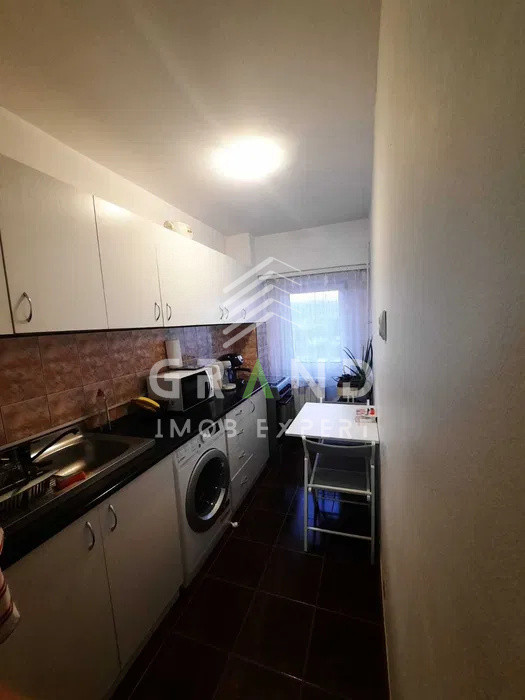 Ap 1 camera DECOMANDAT, BALCON, PARCARE, zona Manastur/Platinia