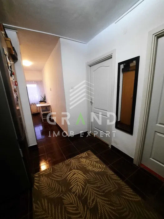 Ap 1 camera DECOMANDAT, BALCON, PARCARE, zona Manastur/Platinia