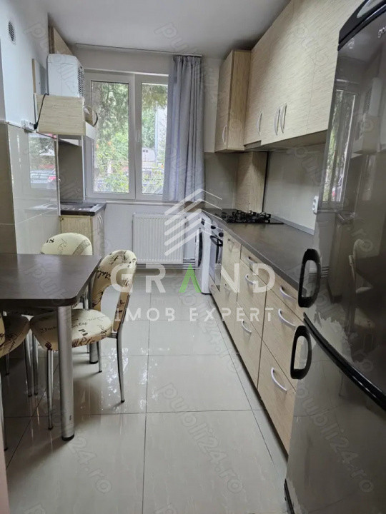 Ap 2 camere DECOMANDAT, BALCON, PARCARE, zona Andrei Muresanu